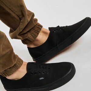 (Size 9.0) VANS Men's Authentic Canvas Skate Shoes (Black)